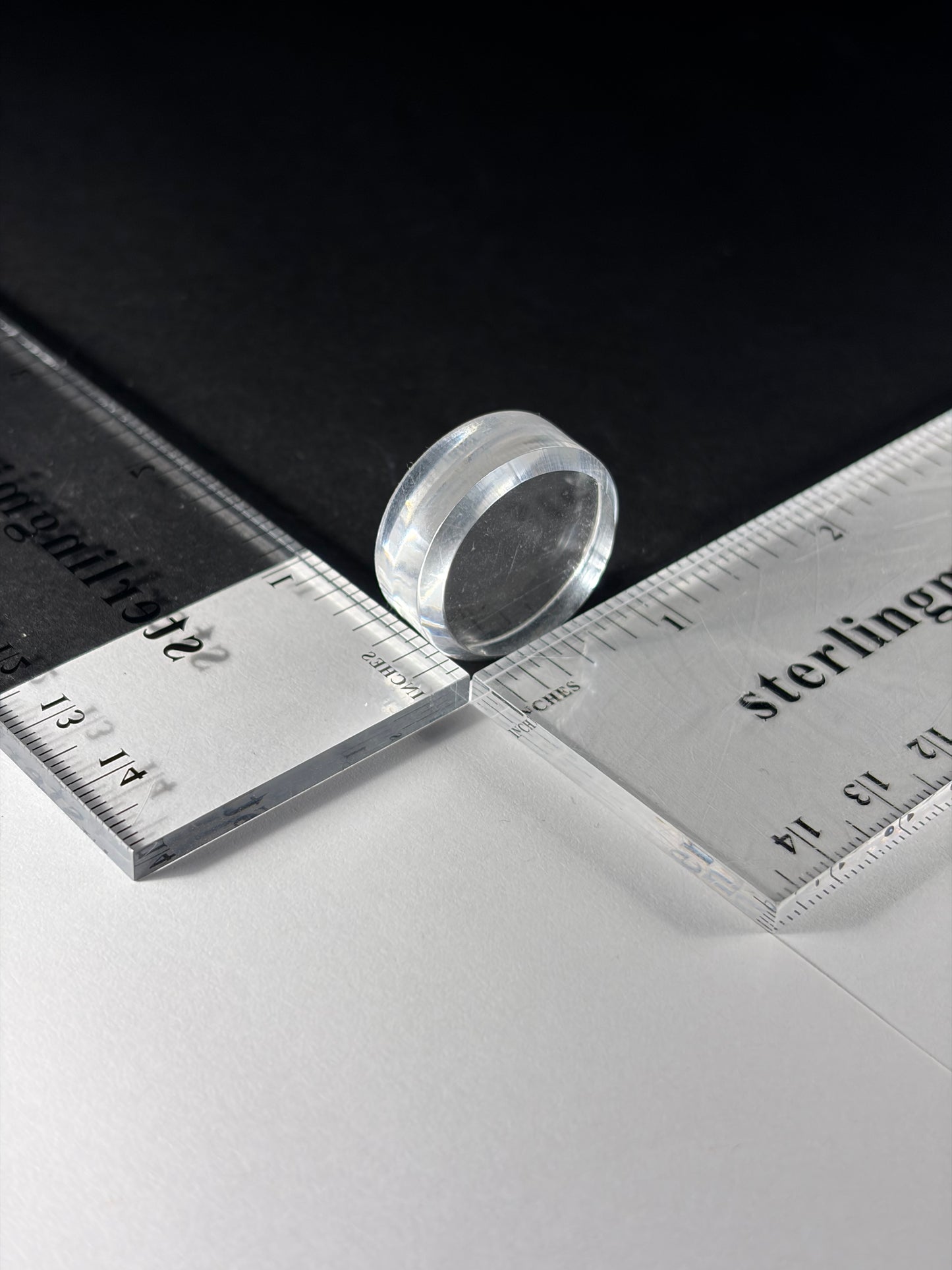 1x0.5 inch Circle Acrylic Stand