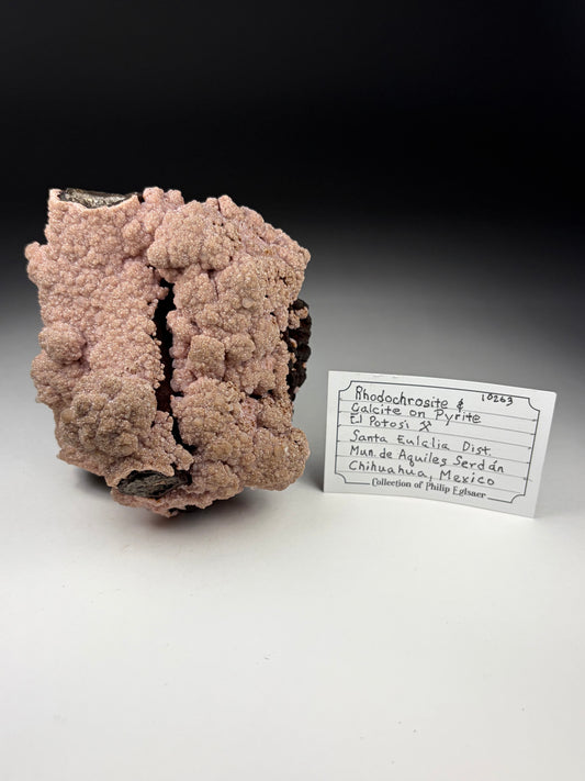 Rhodochrosite on Geothite