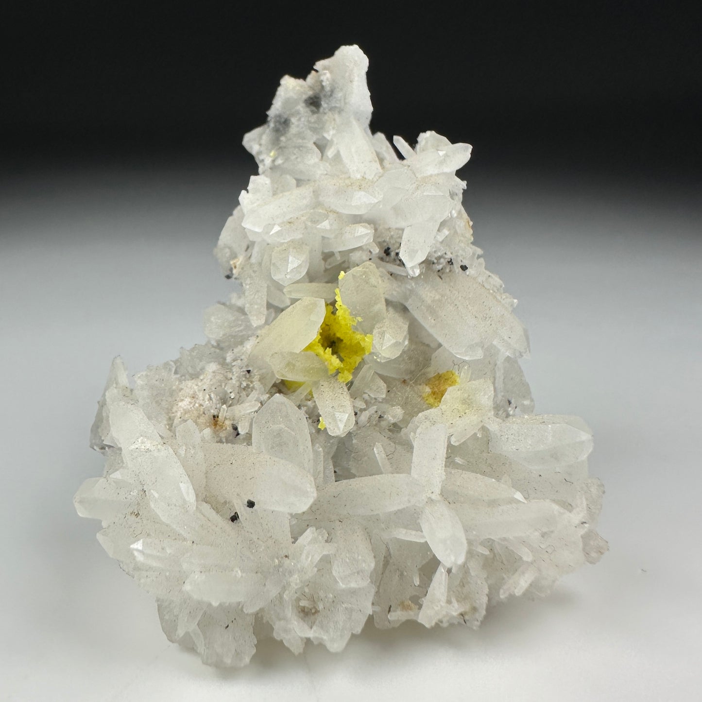 Quartz w/ Sulfur