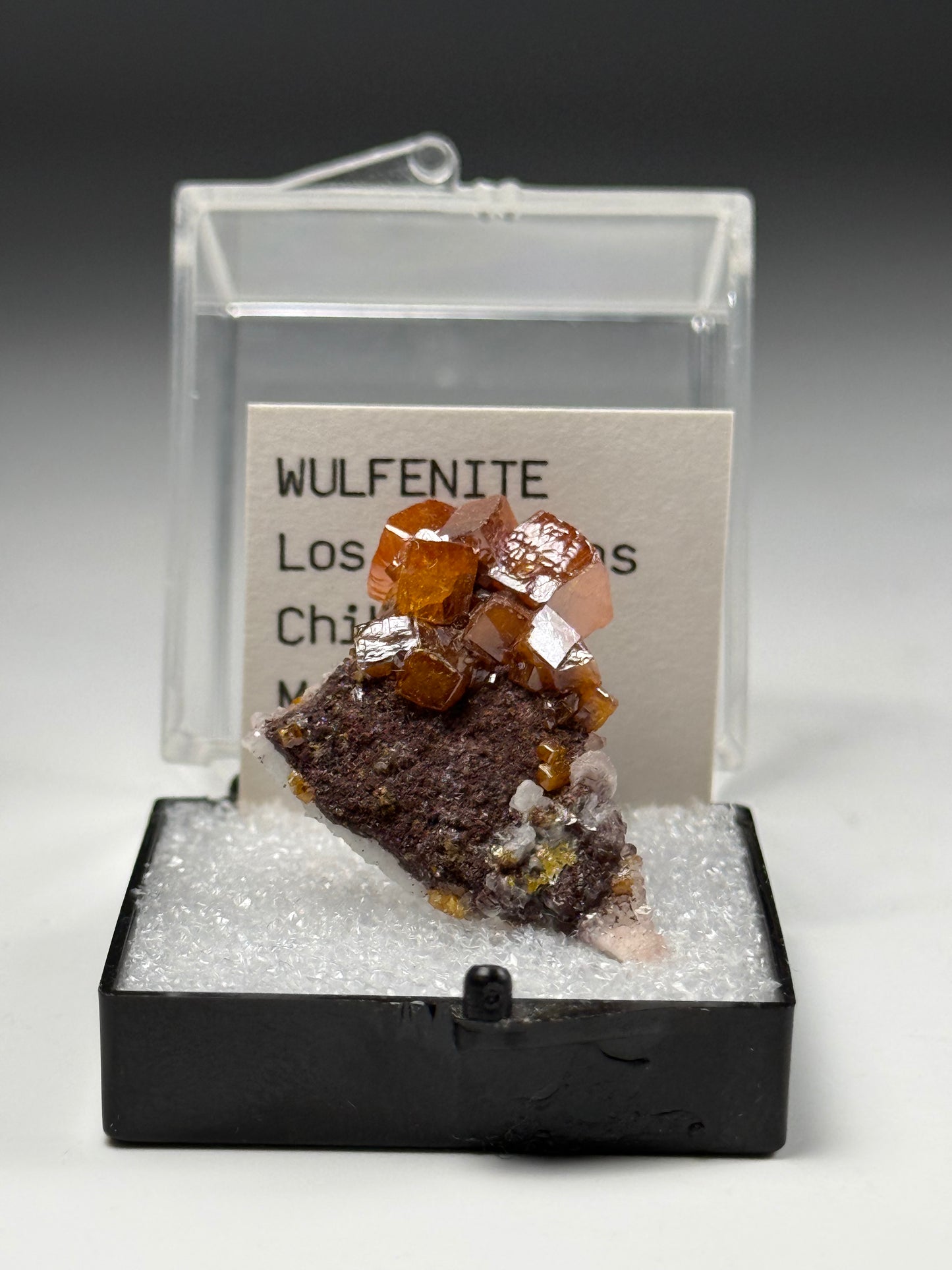 Wulfenite