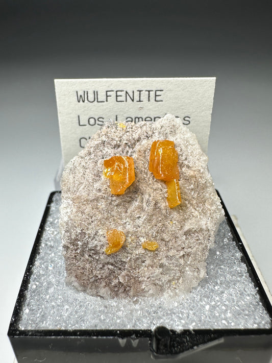 Wulfenite