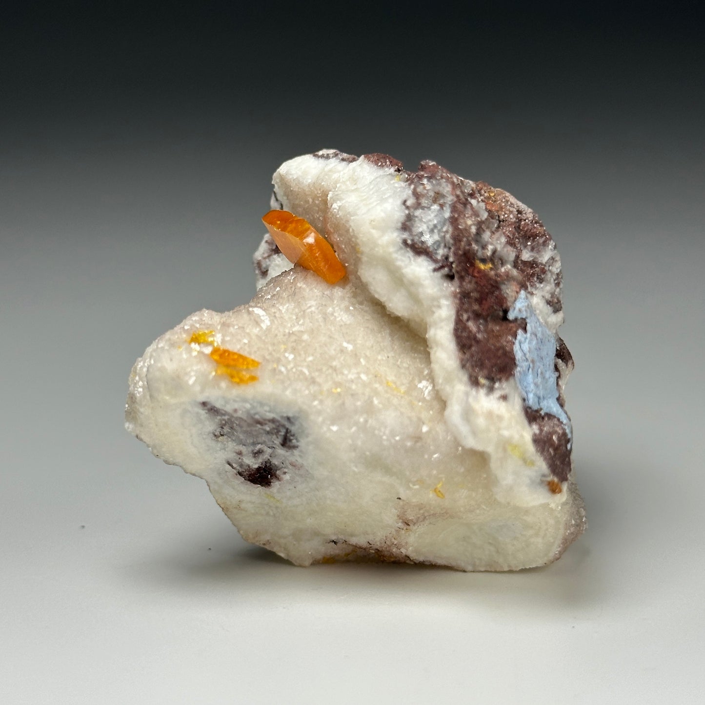 Wulfenite on calcite