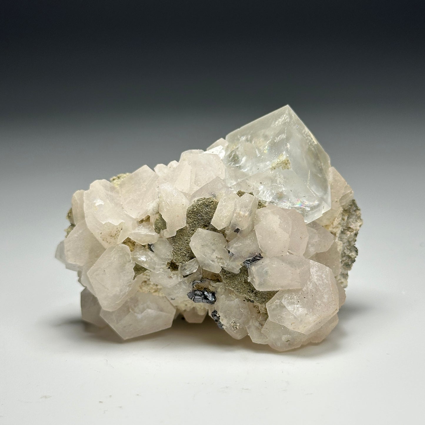 Fluorite w calcite