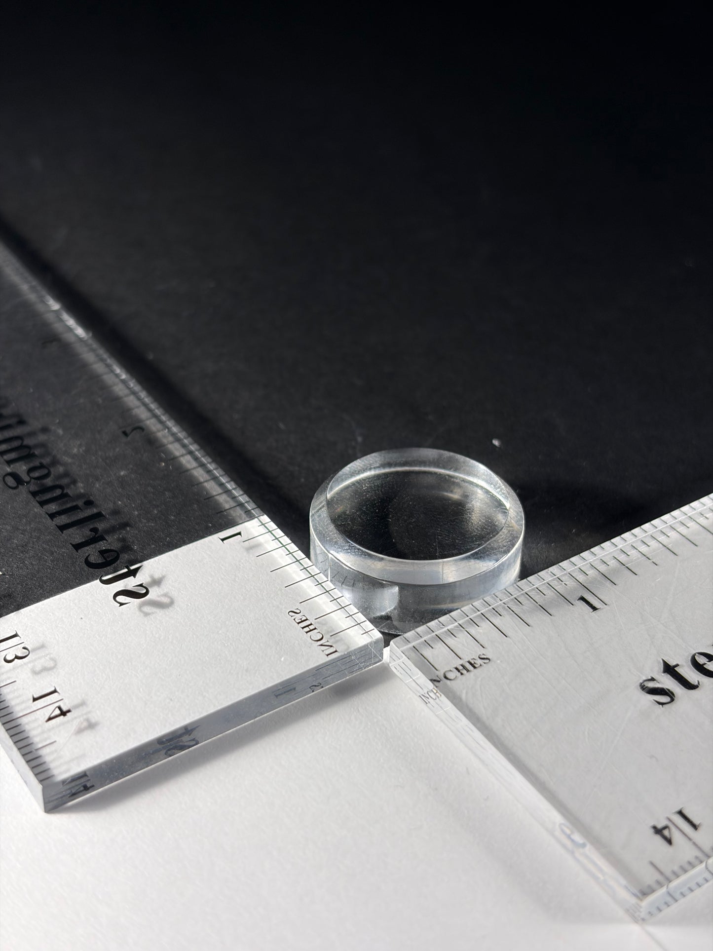 1x0.5  inch Circle Acrylic Stand