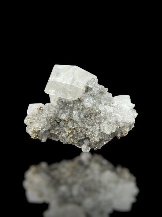 Calcite on Chalcopyrite