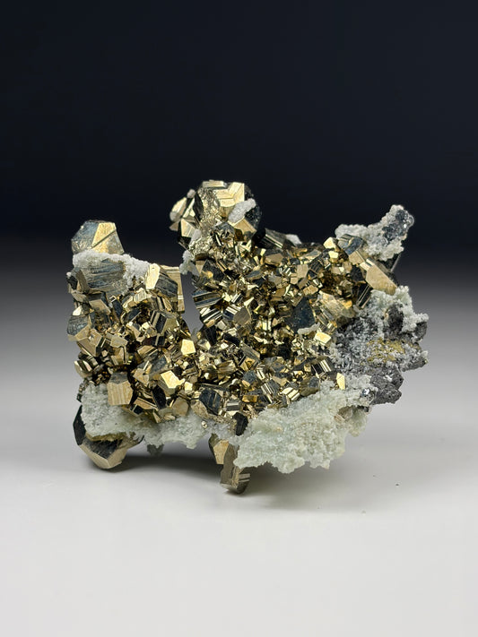 Quartz on Pyrite