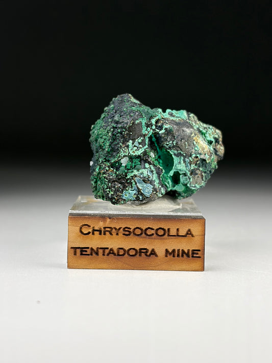 Chrysocolla over Quartz
