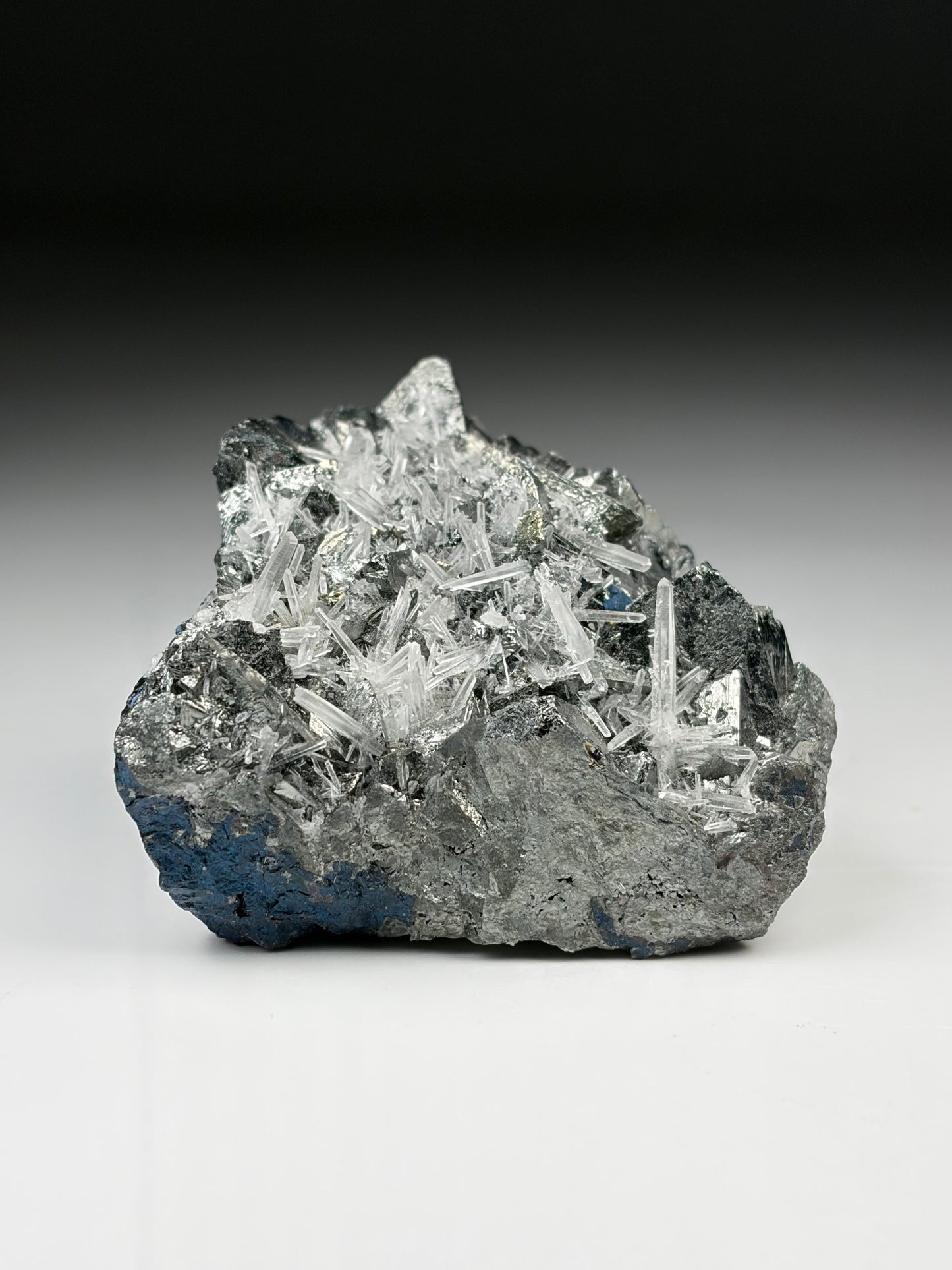 Tetrahedrite w/ Quartz