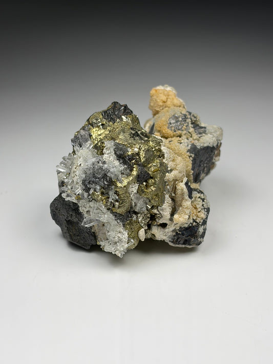 Sphalerite on Pyrite w/ Quartz