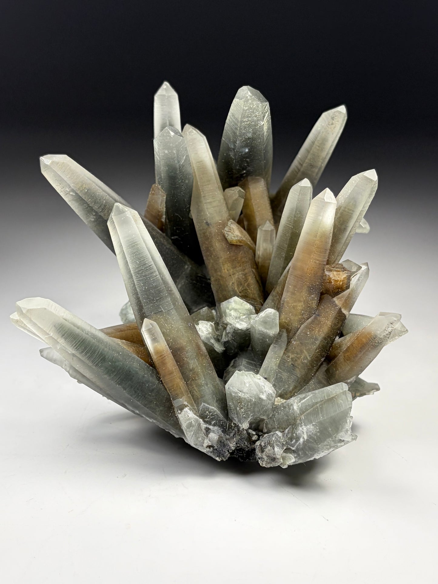Quartz w/ Byssolite
