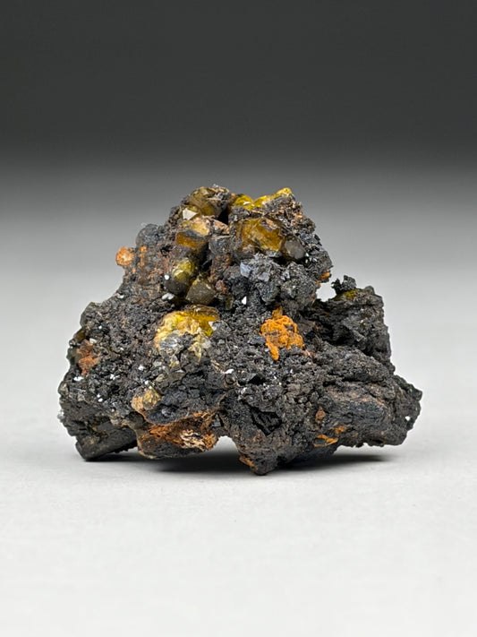 Maganite w/ Sturmanite