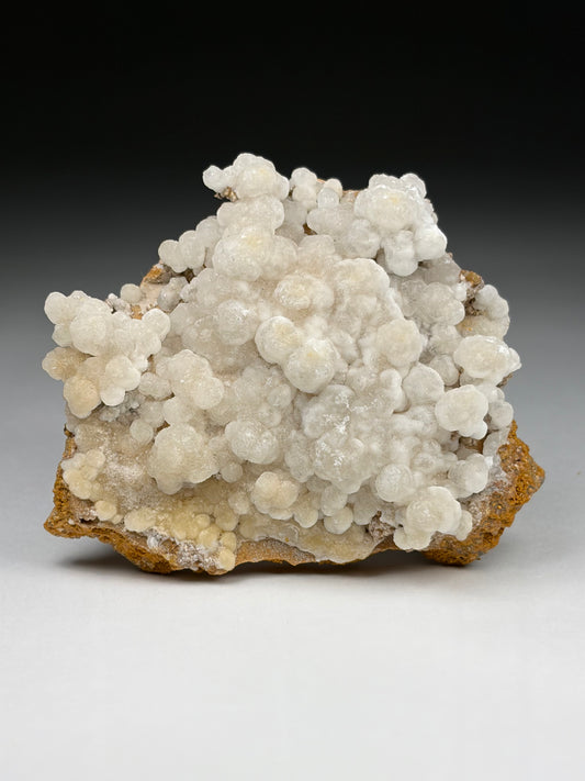 Calcite on Smithsonite