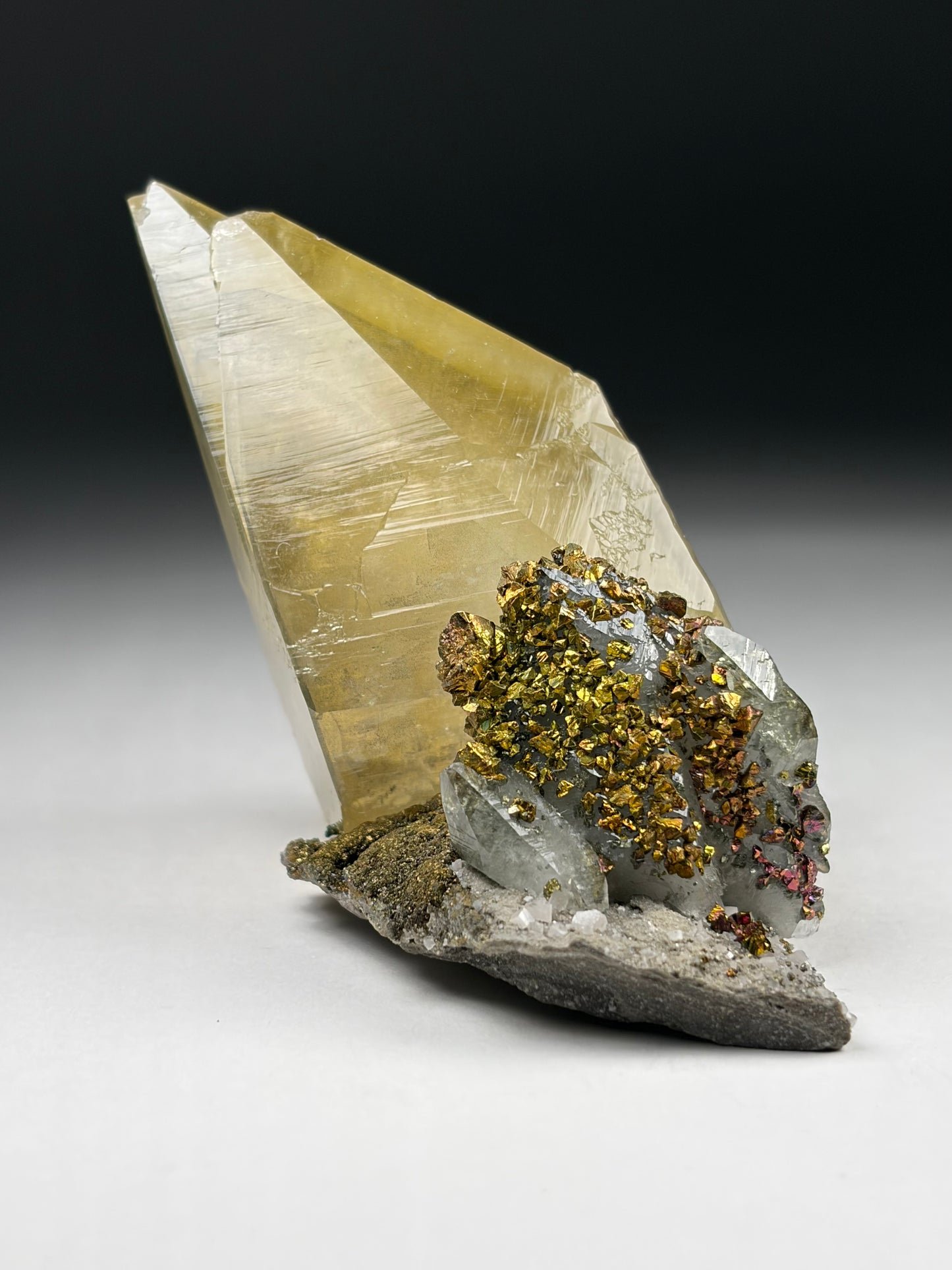 Calcite w/ Chalcopyrite