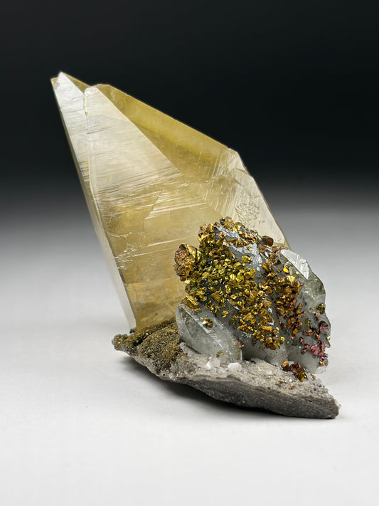 Calcite w/ Chalcopyrite