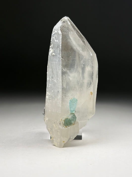 Green Beryl in Quartz