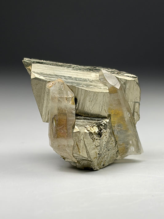 Quartz in Pyrite