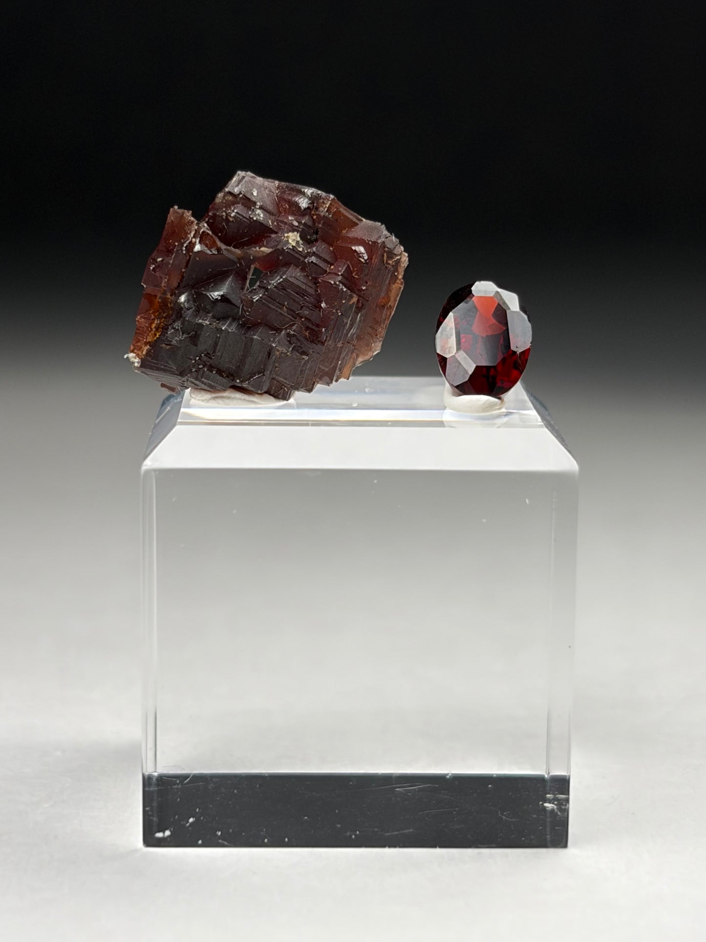 Spessartine Garnet (Cut&Rough)