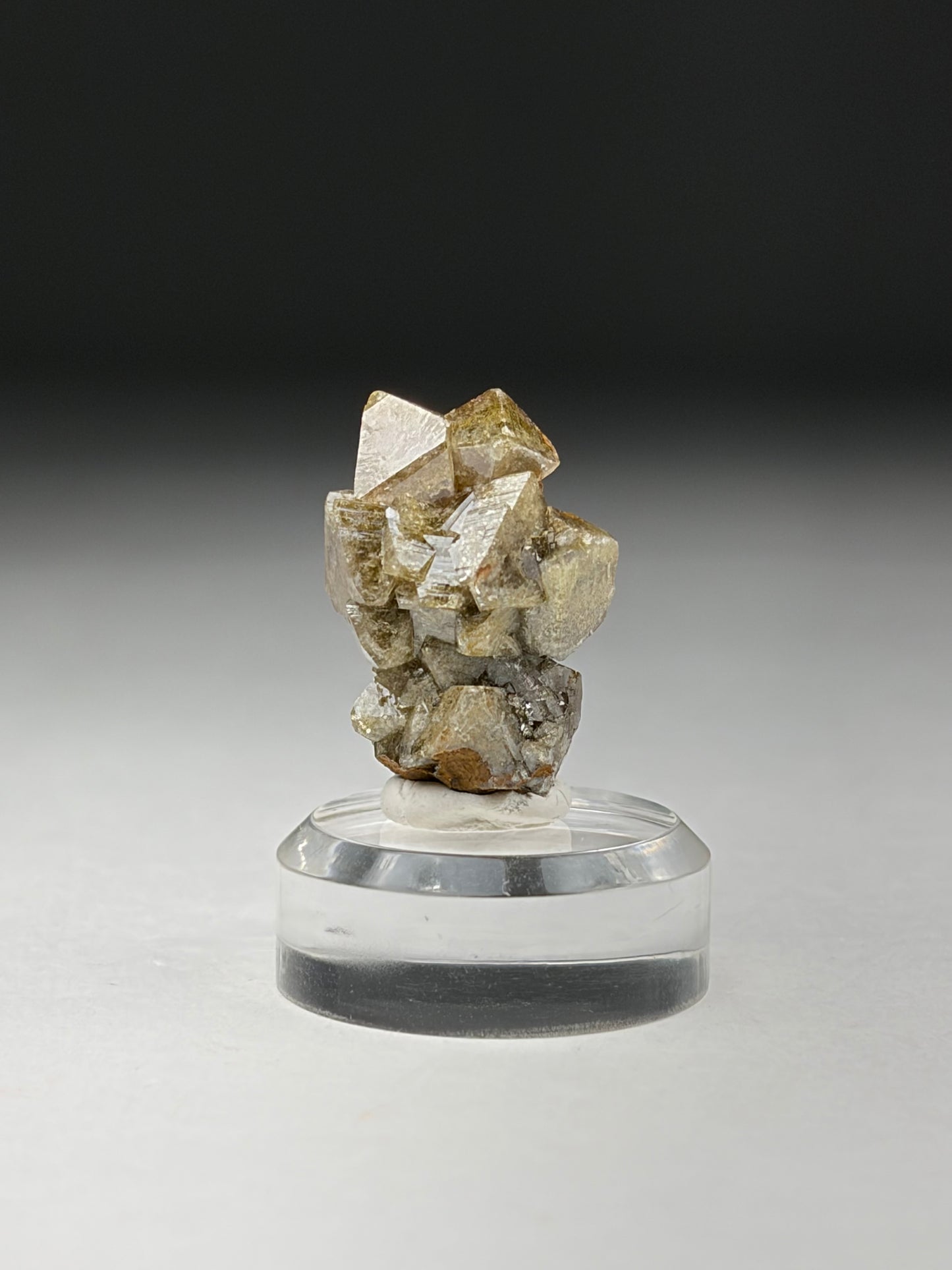 Adamite w/ base
