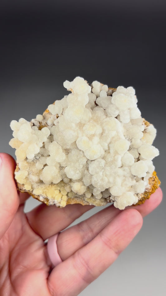 Calcite on Smithsonite